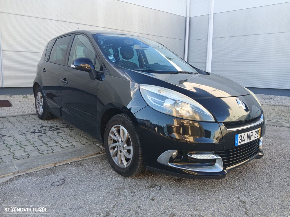 Renault Scénic 1.5 dCi Bose Edtion SS - 2