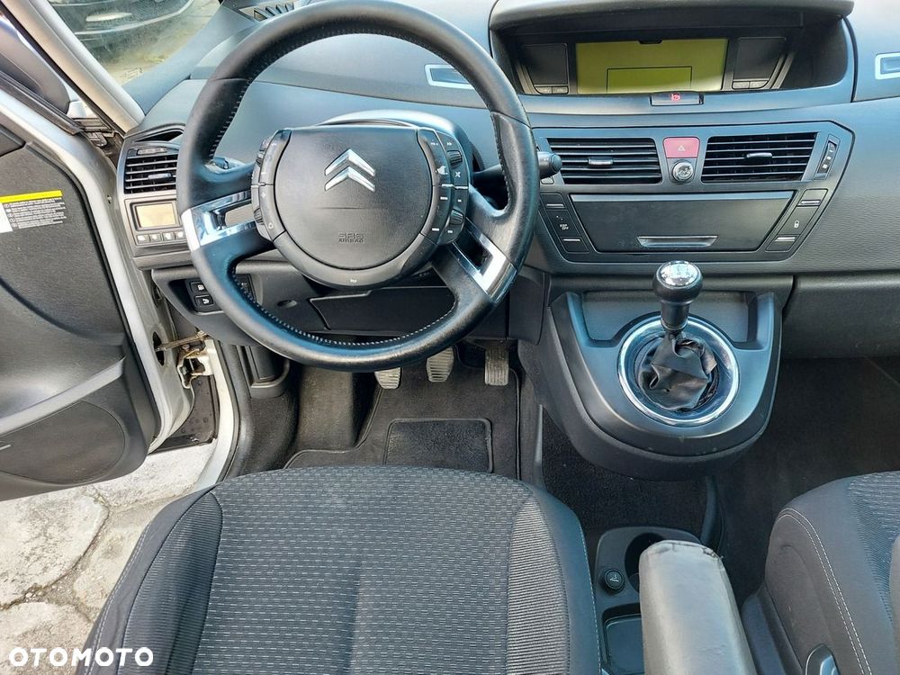 Citroën C4 Picasso - 16