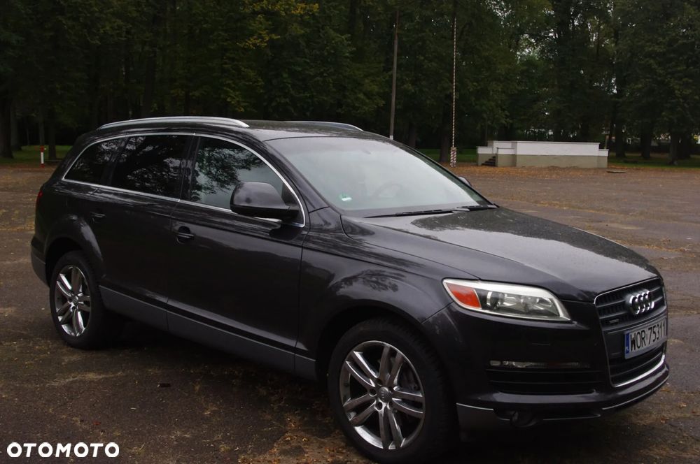 Audi Q7 4.2 FSI Quattro Tiptronic - 1