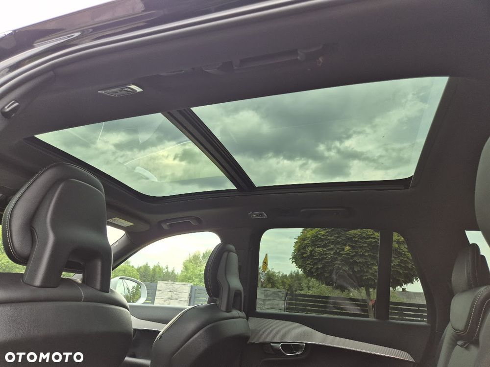 Volvo XC 90 - 21
