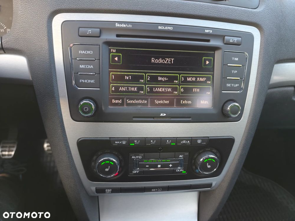 Skoda Octavia 2.0 TDI CR DPF RS - 22