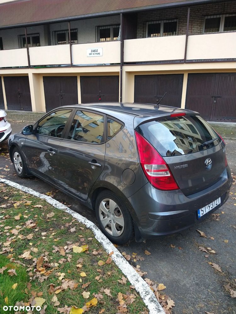 Hyundai i30 1.6 Comfort - 3