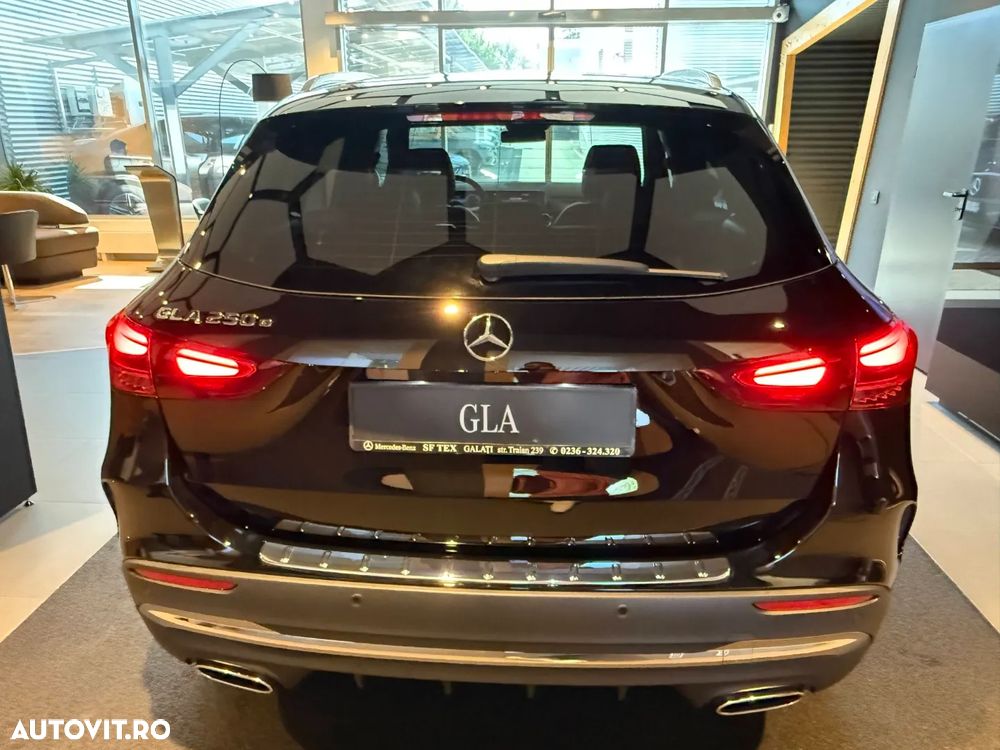 Mercedes-Benz GLA 250 e - 15