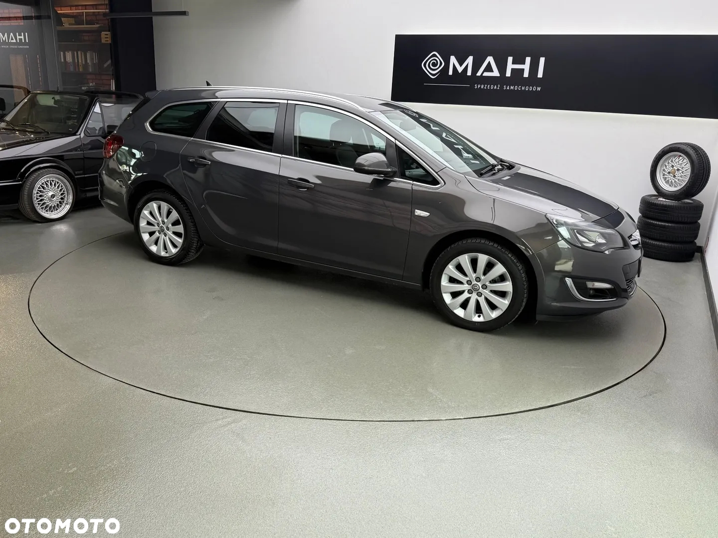 Opel Astra 1.4 EcoFLEX Cosmo - 14