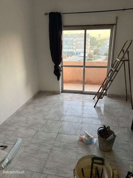 Aprtamento T3 Vale da Amoreira - Grande imagem: 4/12