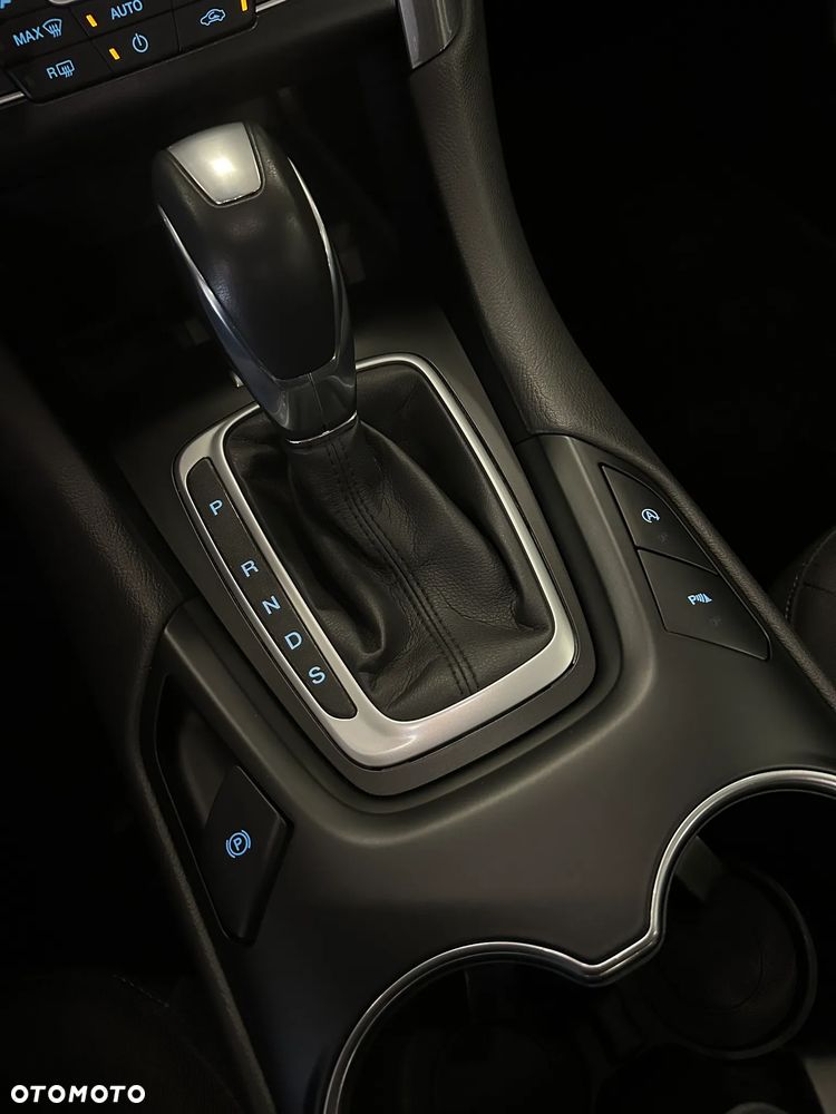 Ford Mondeo - 16