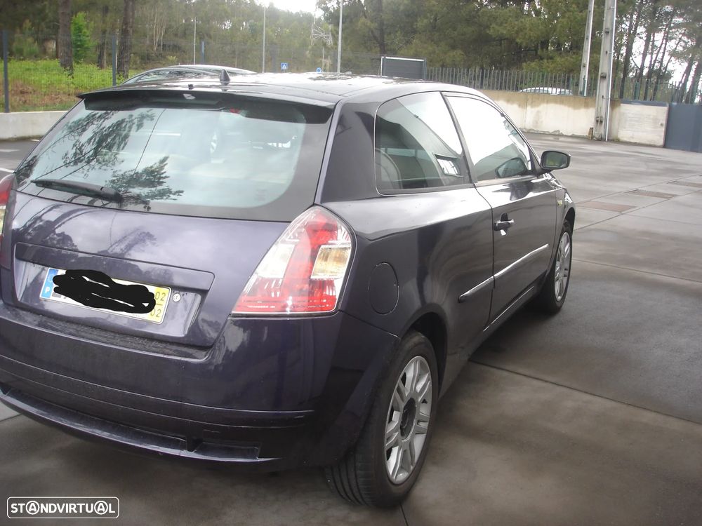 Fiat Stilo 1.9 JTD Dynamic - 3