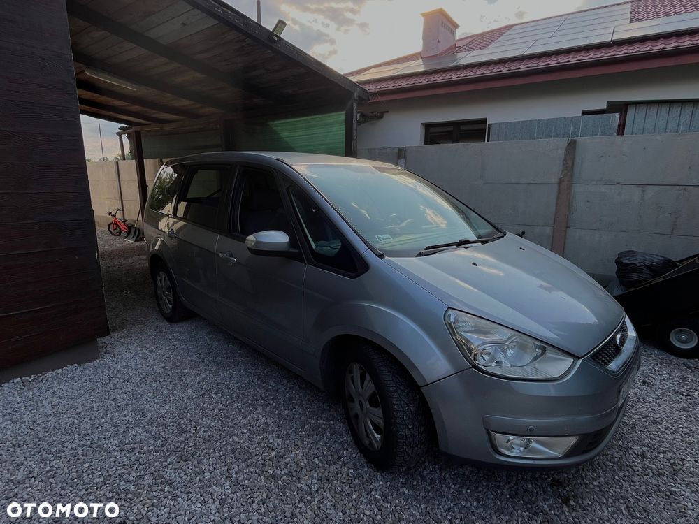 Ford Galaxy - 2