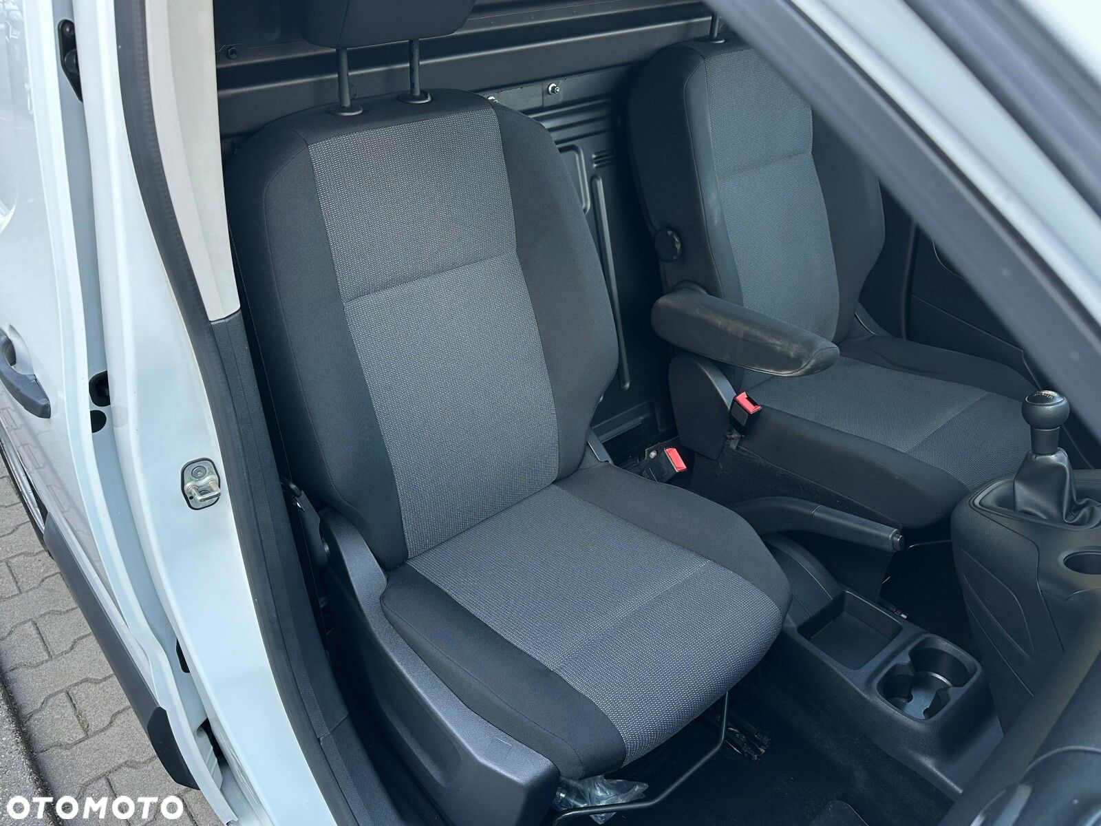 Toyota ProAce Active - 13