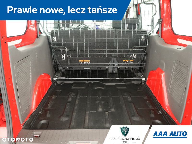 Ford Transit Connect - 12