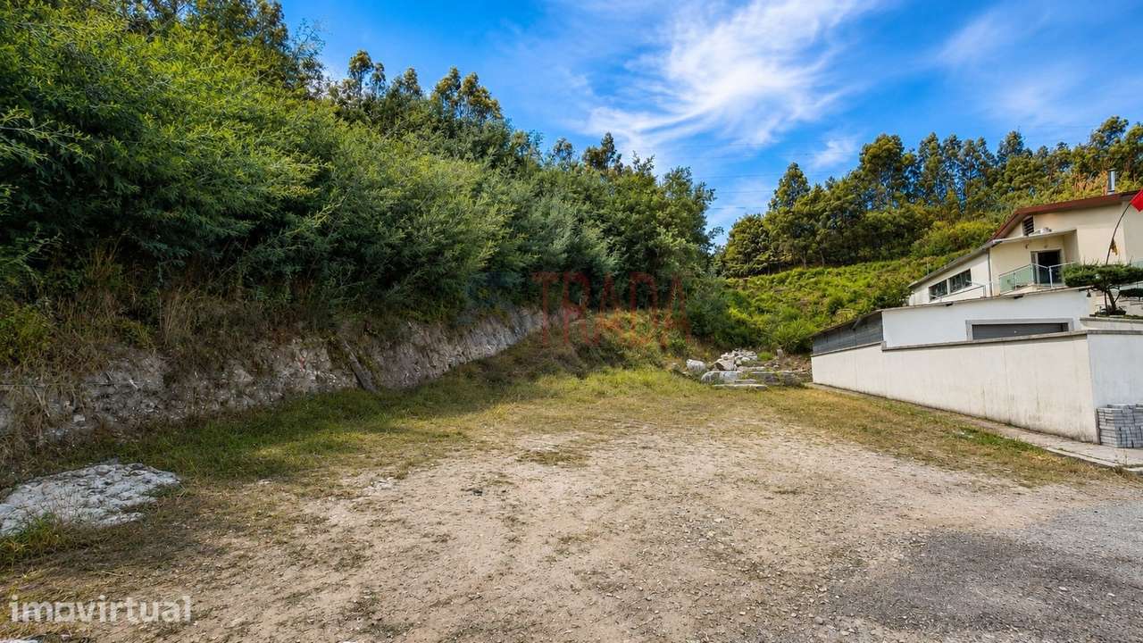 Terreno Urbano com 700 m² | Construção até 864 m² | A 7 Min de Vila... - Grande imagem: 2/5