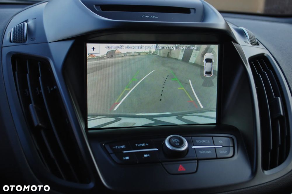 Ford Kuga 2.0 TDCi 4x4 Titanium - 32