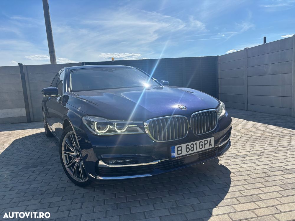 BMW Seria 7 750Li xDrive - 9