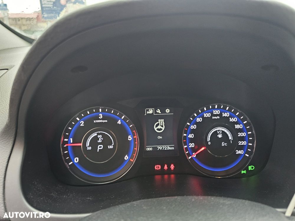 Hyundai i40 1.7 CRDI CW 7DCT Supreme+ - 1