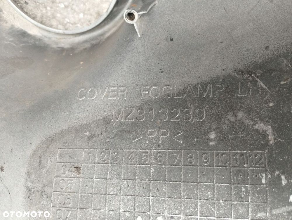 Listwa kratka halogenu lewa Mitsubishi L200 DAKAR - 3