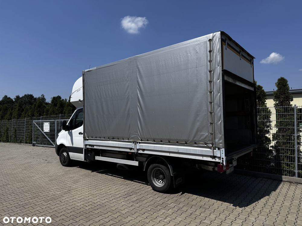 Mercedes-Benz SPRINTER - 2