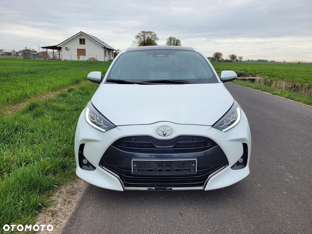 Toyota Yaris 130 1.5 VVT-i Premiere Edition - 2