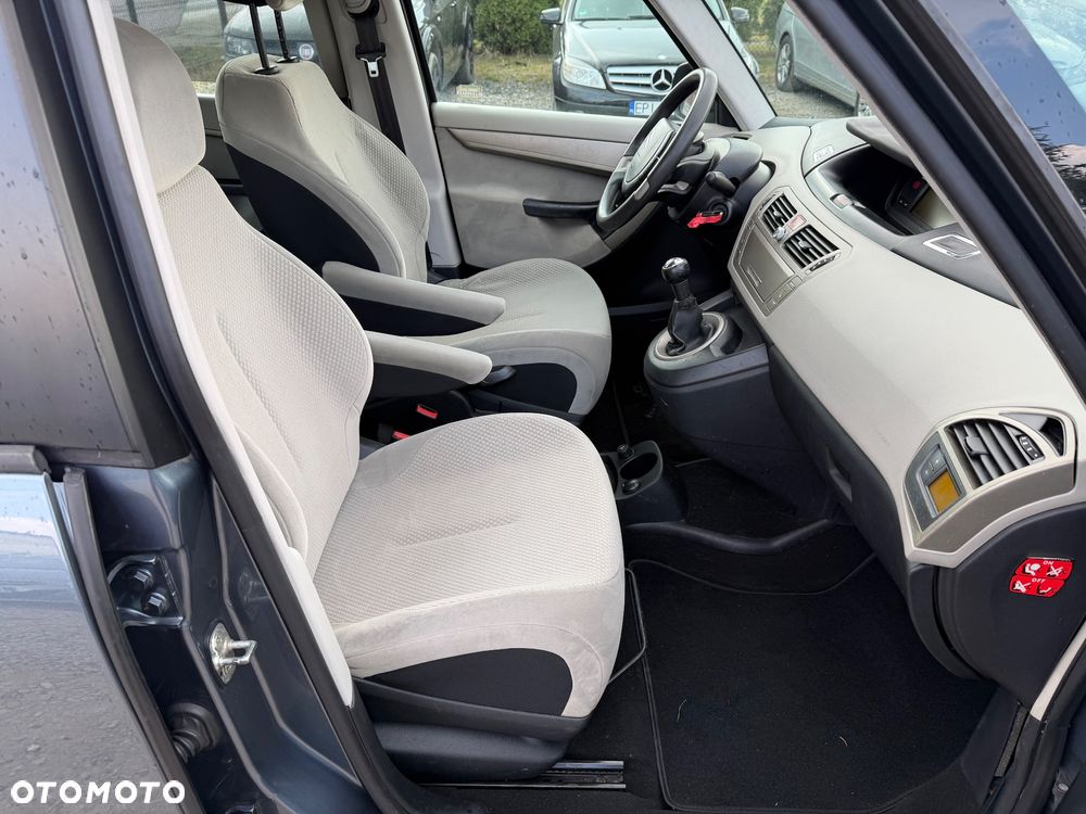 Citroën C4 Picasso 1.8 16V Tendance - 28