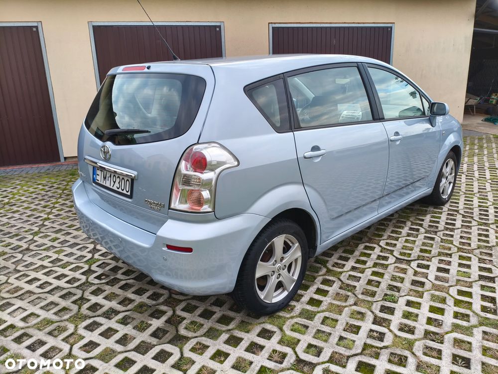 Toyota Corolla Verso 1.6 Premium - 5