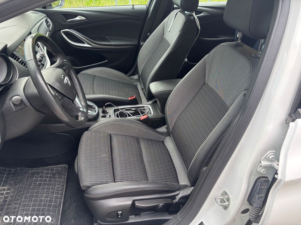 Opel Astra 1.4 T Ultimate S&S - 20