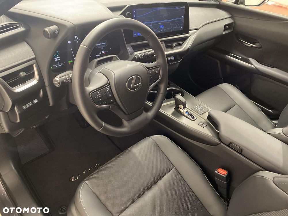 Lexus UX 300h Prestige - 3