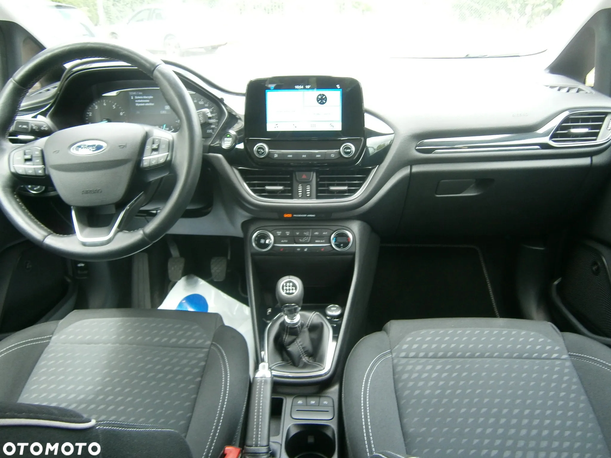 Ford Fiesta - 10