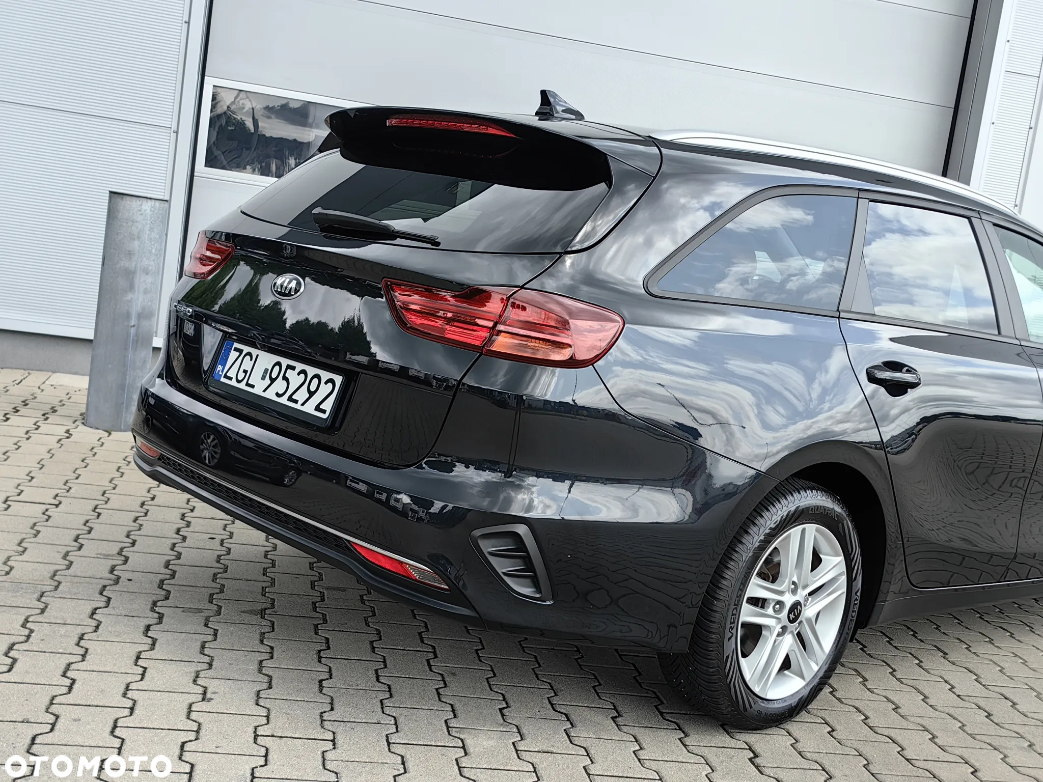 Opel Astra 1.2 Turbo Edition - 27