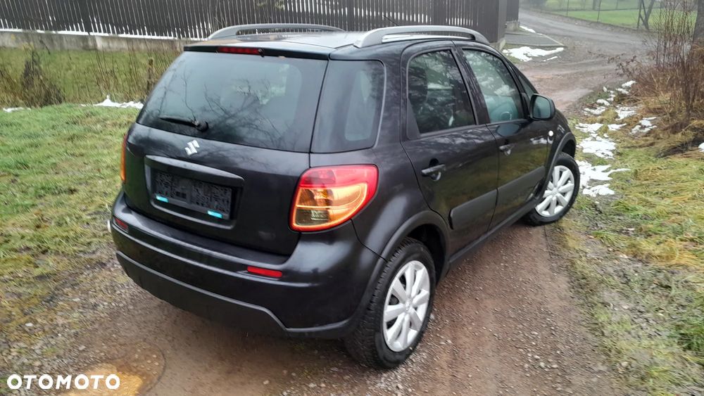 Suzuki SX4 - 4