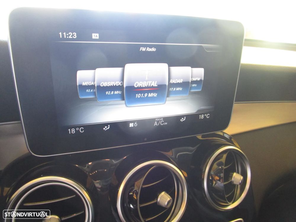 Mercedes-Benz GLC 250 d 4Matic 9G-TRONIC AMG Line - 27