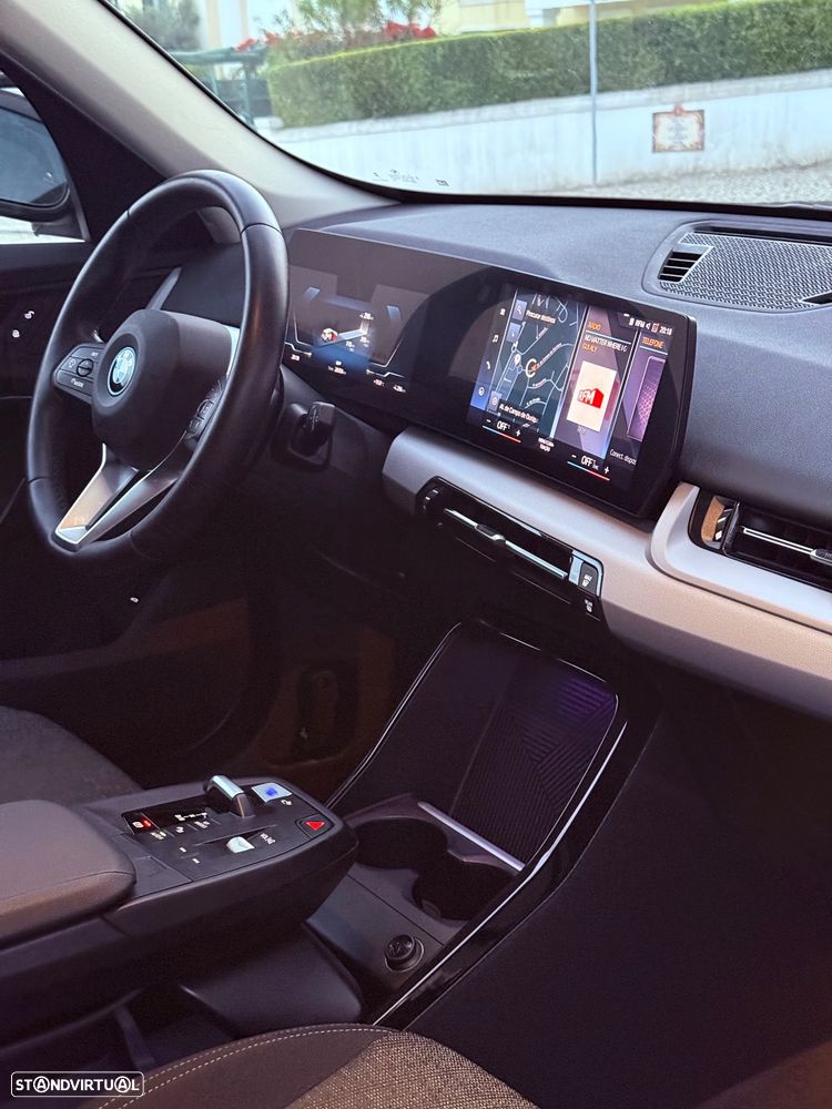 BMW iX1 xDrive30 xLine - 5