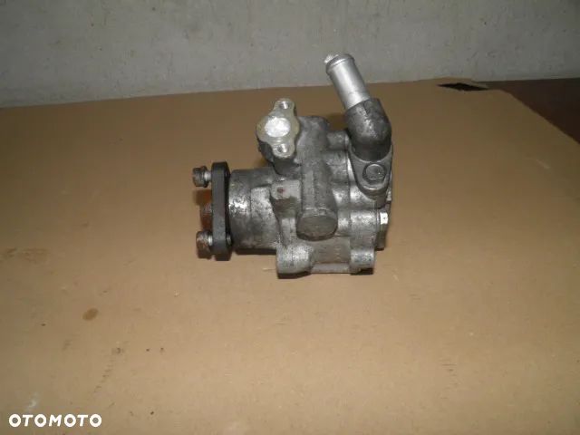 POMPA WSPOMAGANIA VW CRAFTER 2.0TDI - 4