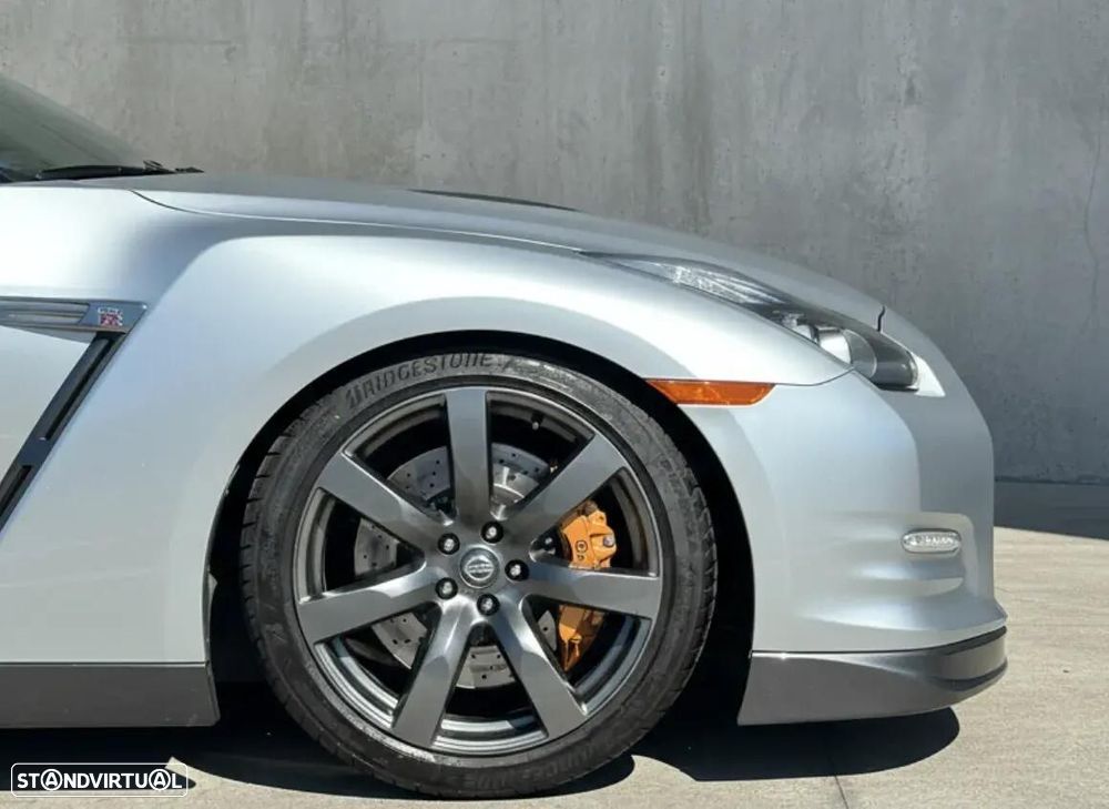 Nissan GT-R - 28