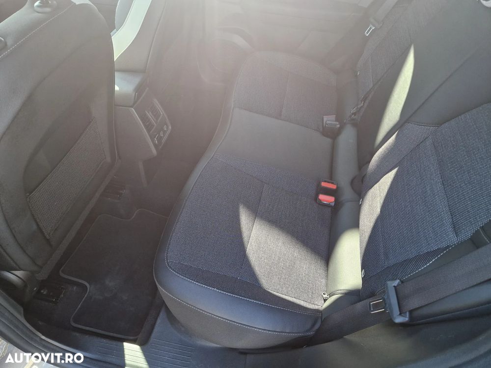 Renault Captur PHEV 160 Techno - 24