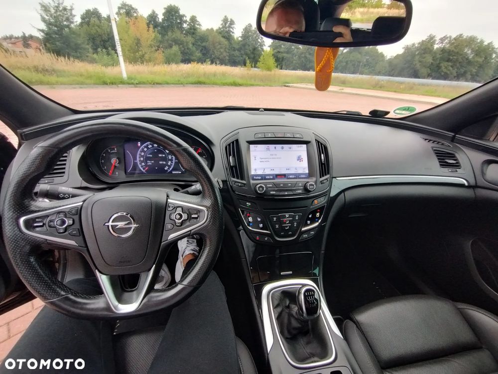 Opel Insignia Sports Tourer 2.0 Diesel Exclusive - 23