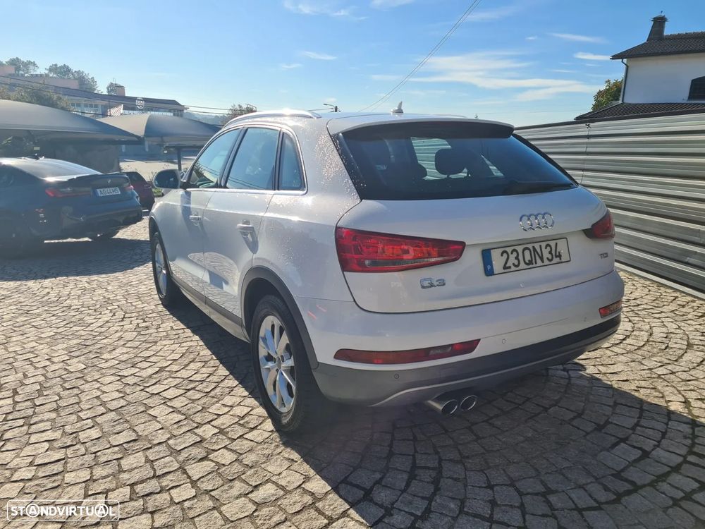 Audi Q3 2.0 TDI Design - 7