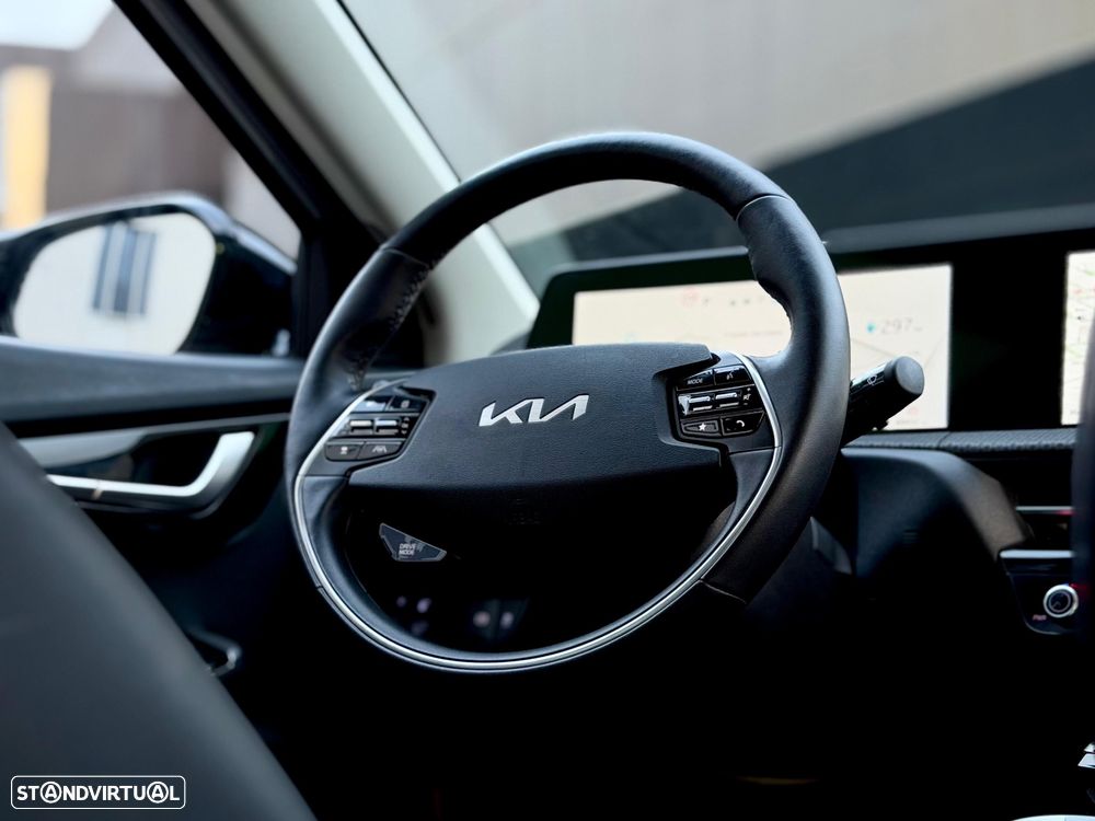 Kia EV6 77.4 kWh Tech - 23
