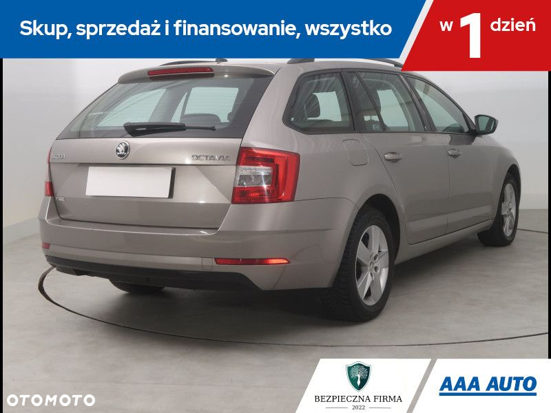 Skoda Octavia - 6