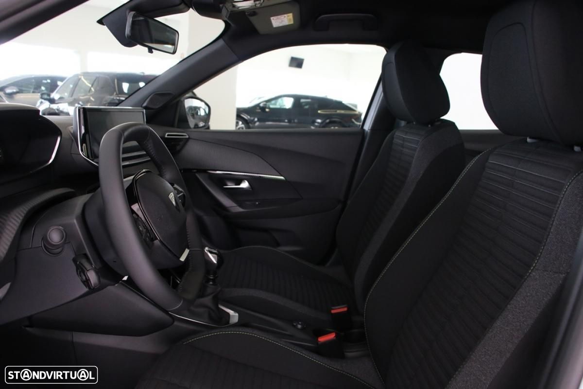 Peugeot 2008 1.2 PureTech Active - 4