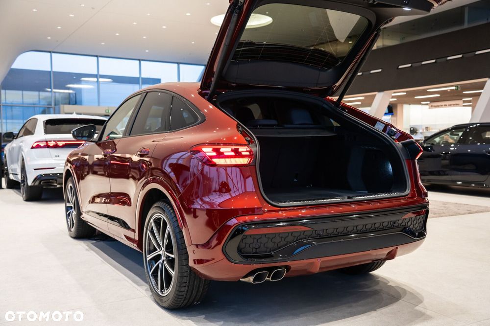 Audi Q5 Sportback - 9