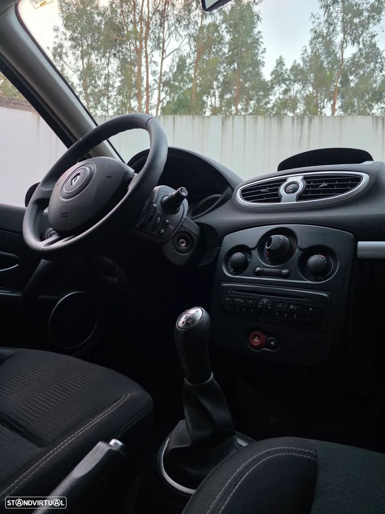 Renault Clio 1.2 16V Dynamique - 42