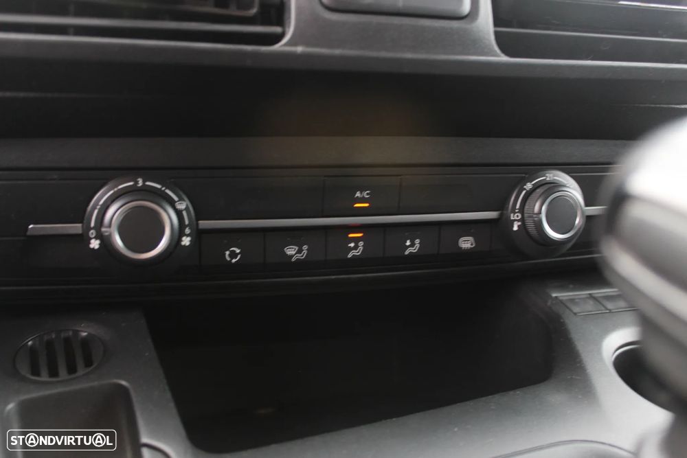 Peugeot PARTNER PREMIUM C/IVA 3L 1.5BLUEHDI - 17