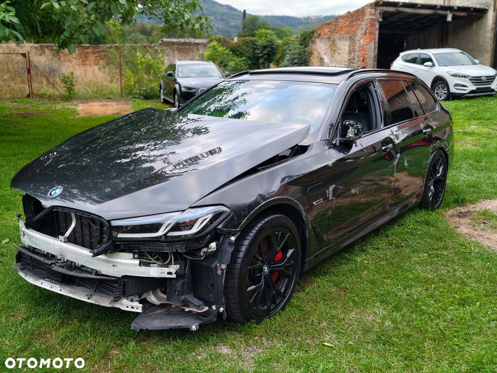 BMW Seria 5 530e xDrive M Sport sport - 1