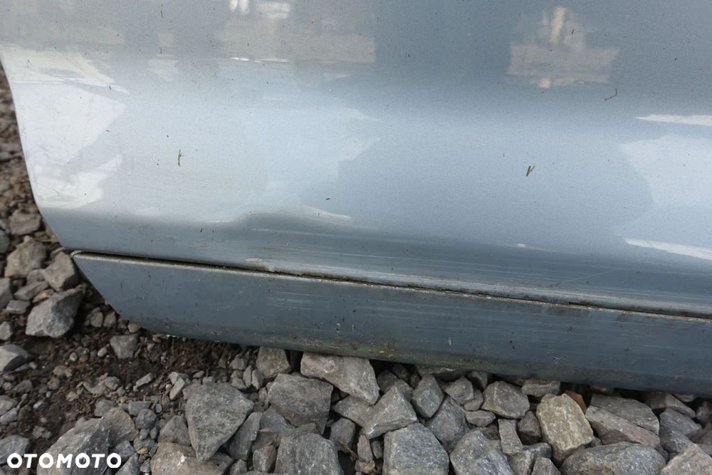 DRZWI PRAWY PRZÓD AUDI A3 8P 3D LY7R - 2