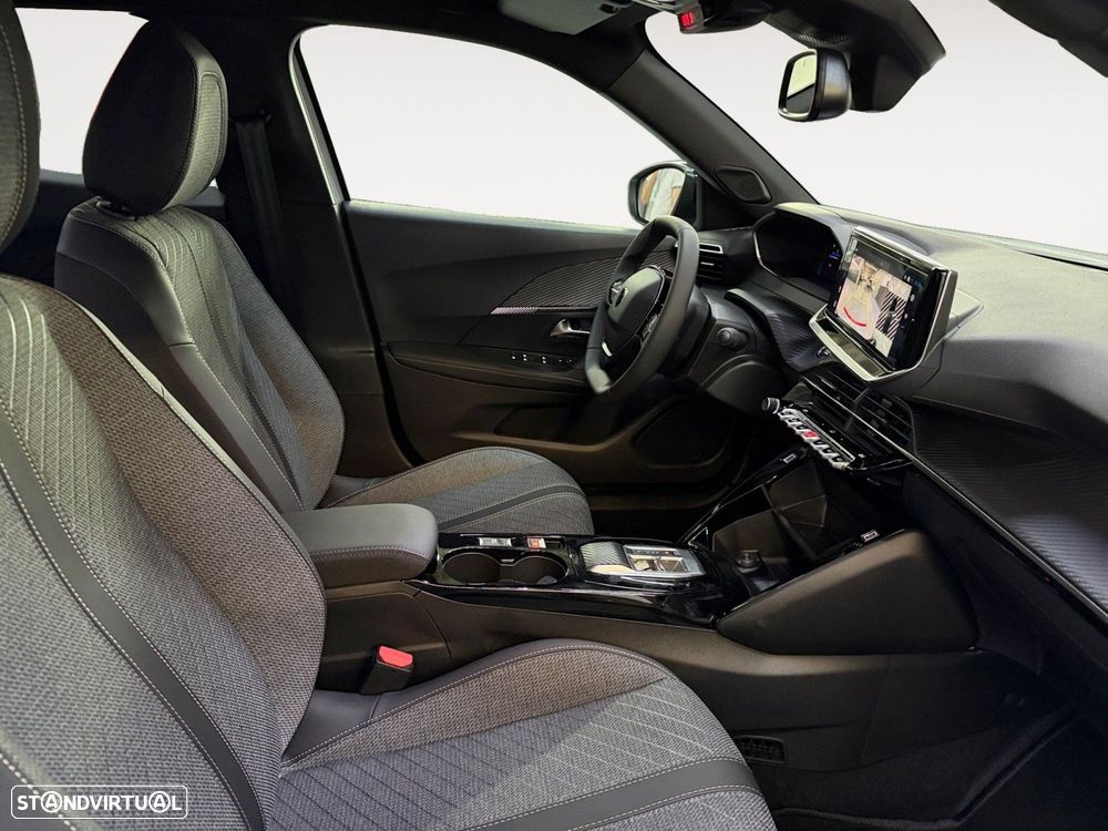 Peugeot e-2008 54 kWh Allure - 12
