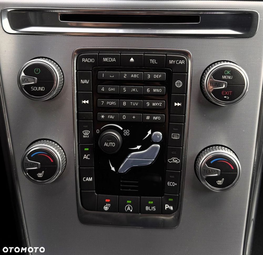 Volvo XC 60 - 18