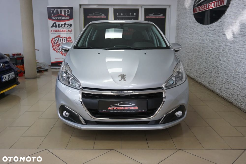 Peugeot 208 - 2