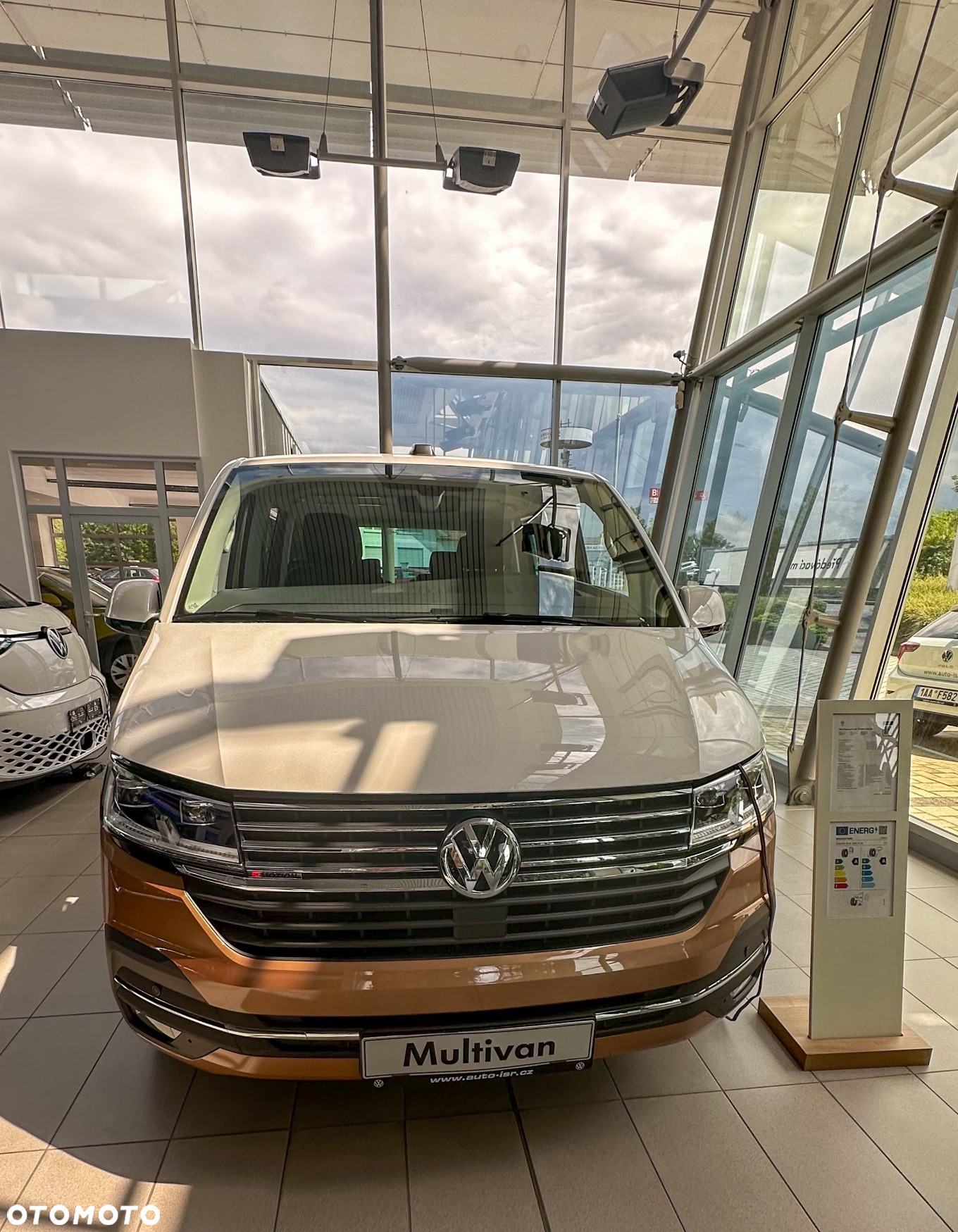 Volkswagen Multivan 6.1 2.0 TDI L1 Highline 4Motion DSG - 12