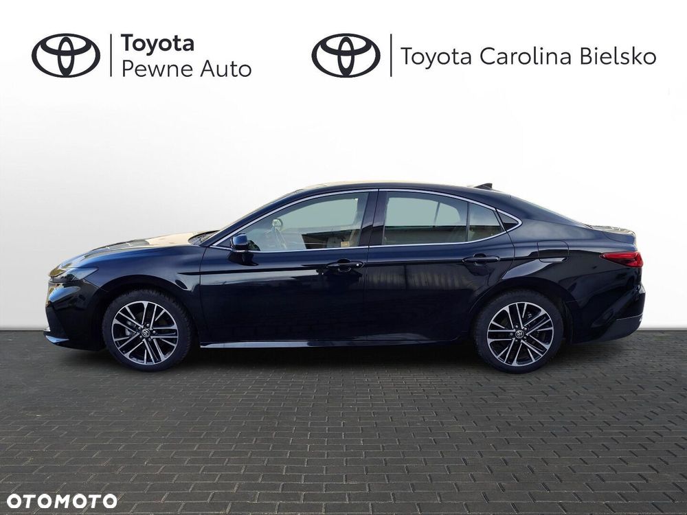Toyota Camry - 3