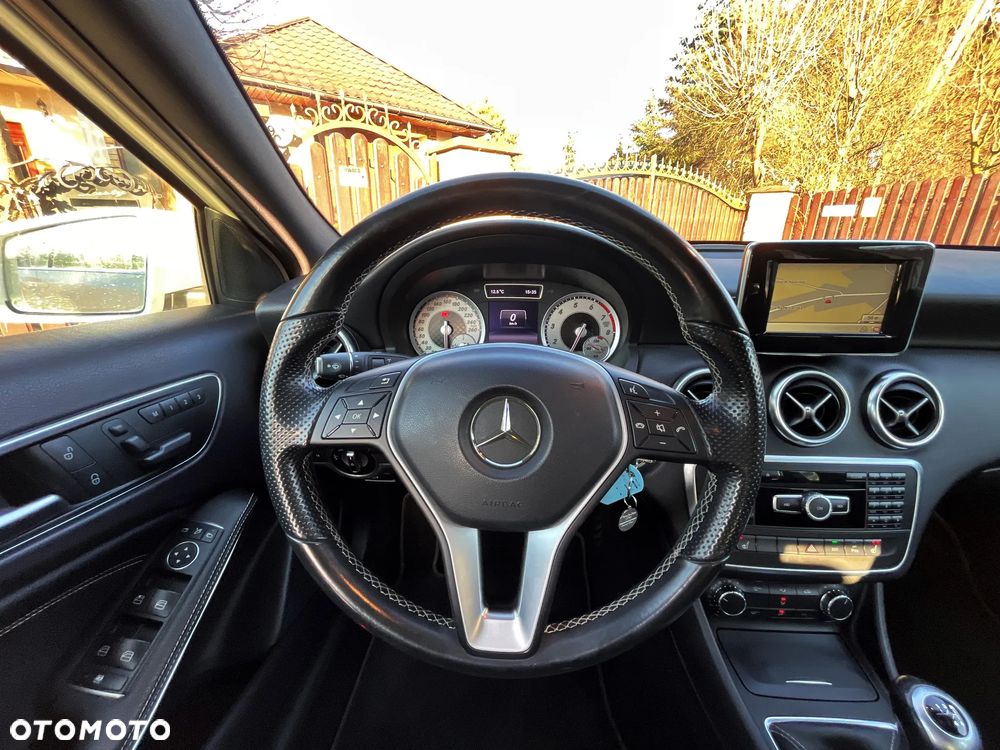 Mercedes-Benz Klasa A 180 BlueEfficiency Edition Style - 12