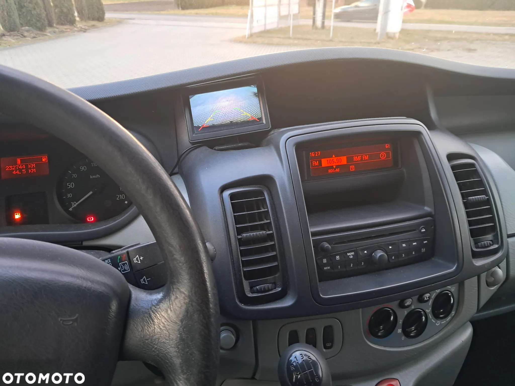 Renault TRAFIC - 11